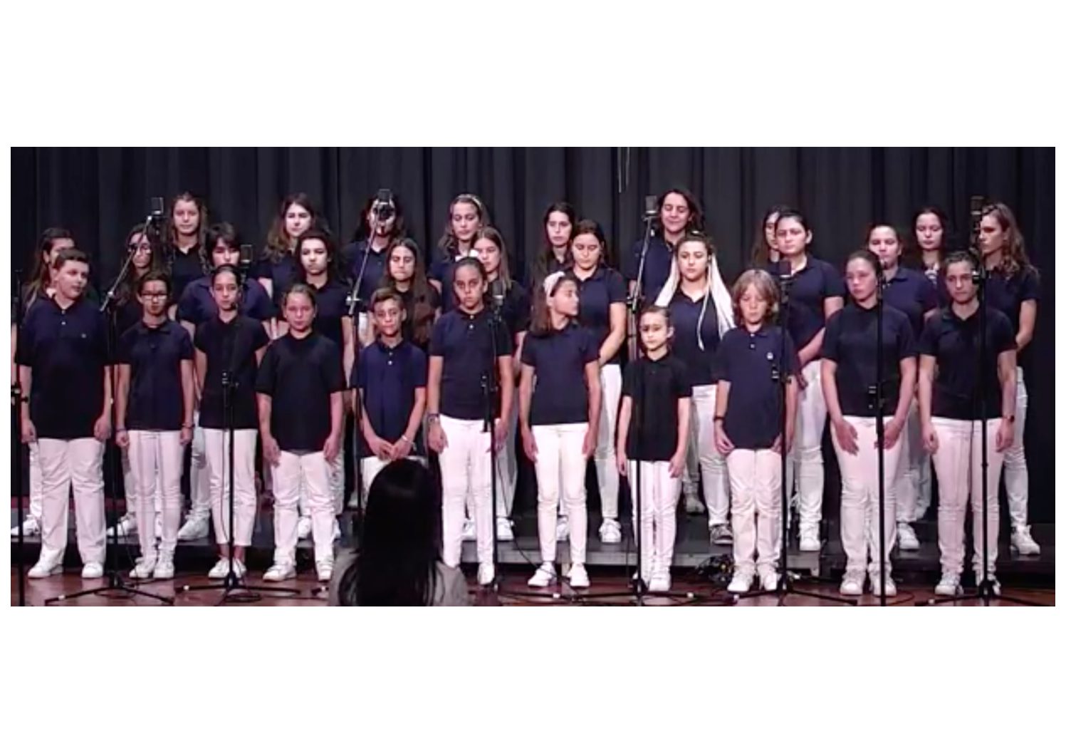 EL CORO INFANTIL Y JUVENIL EN LA TELE